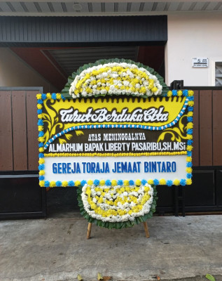 Papan Bunga Duka di Pipikoro